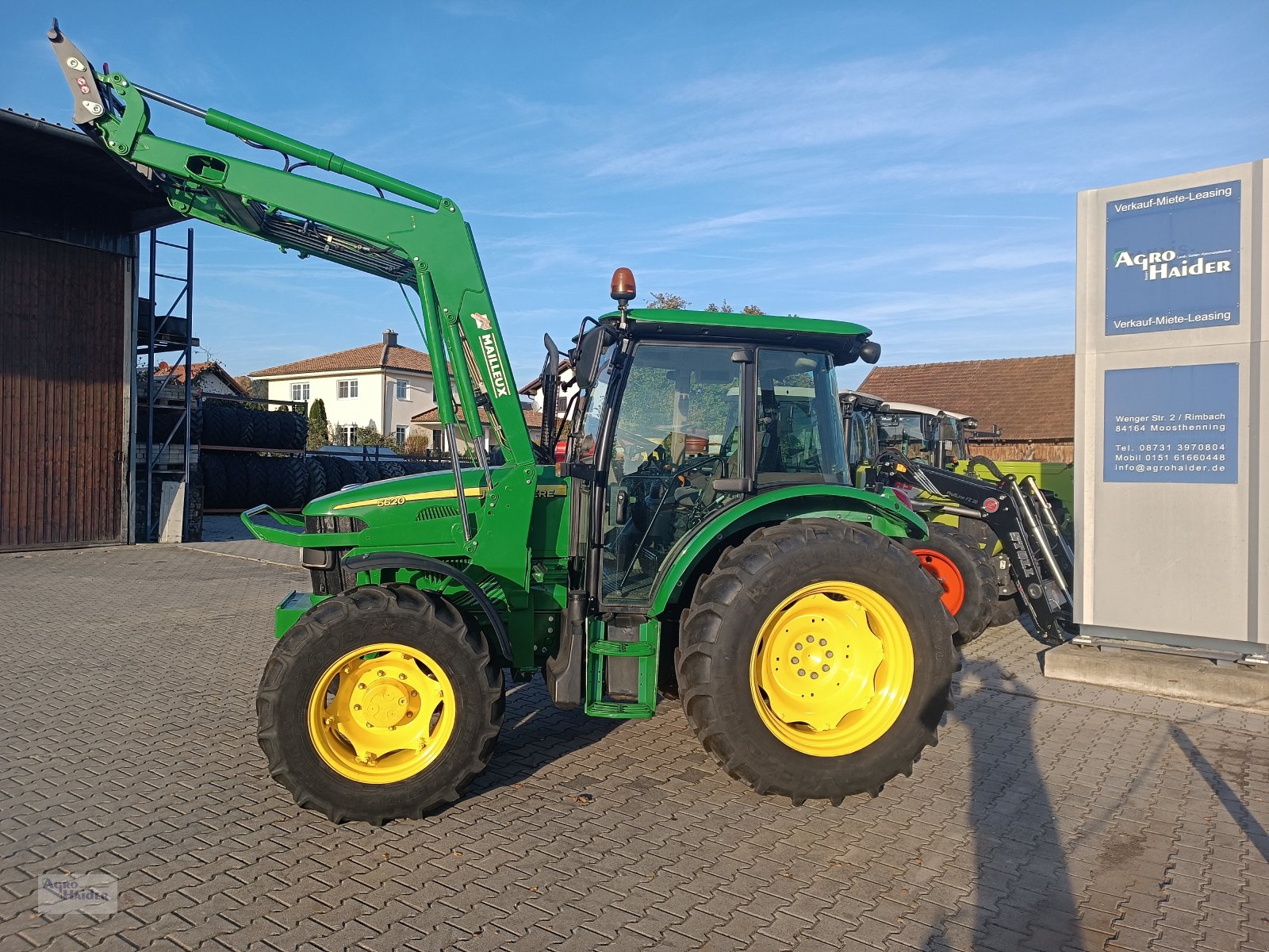 Traktor typu John Deere 5620, Gebrauchtmaschine w Moosthenning (Zdjęcie 5)