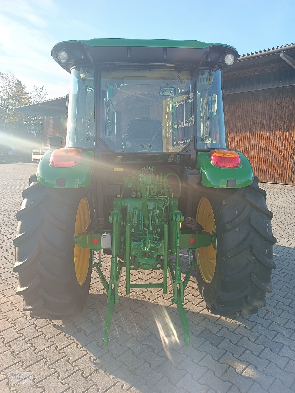 Traktor typu John Deere 5620, Gebrauchtmaschine w Moosthenning (Zdjęcie 7)