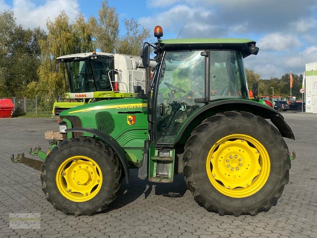 Traktor tip John Deere 5620, Gebrauchtmaschine in Mühlengeez (Poză 2)