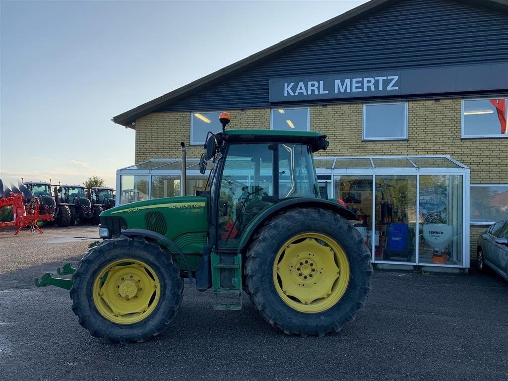Traktor του τύπου John Deere 5720 Nedsat med 40.000 kr, Gebrauchtmaschine σε Sakskøbing (Φωτογραφία 5)
