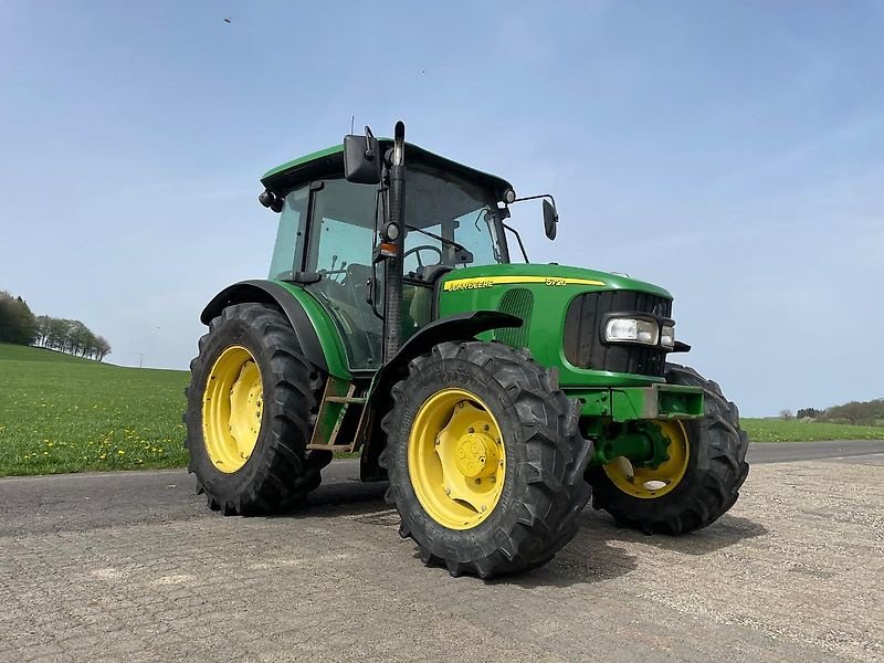 Traktor tipa John Deere 5720 Power Quad, Gebrauchtmaschine u Steinau  (Slika 1)