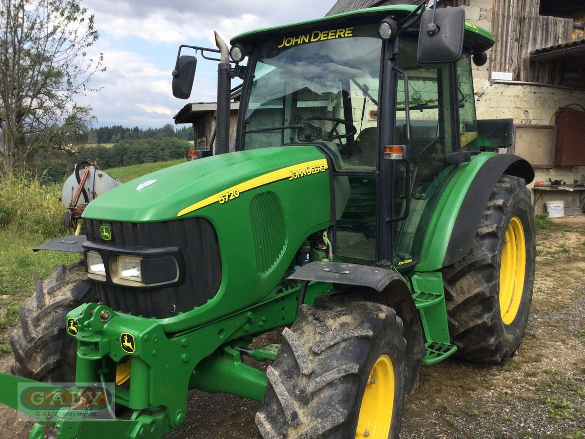 Traktor типа John Deere 5720 SE, Gebrauchtmaschine в Lebring (Фотография 2)