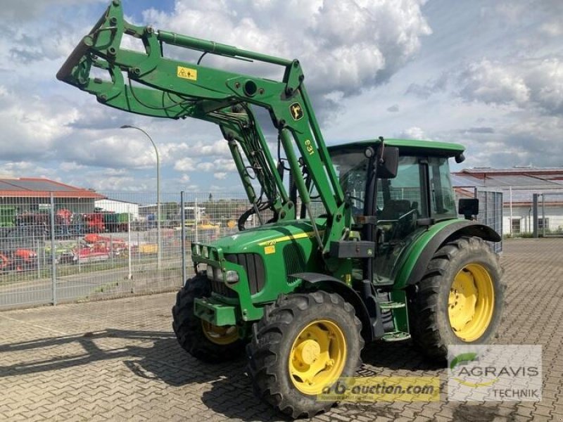 Traktor des Typs John Deere 5720, Gebrauchtmaschine in Olfen  (Bild 1)