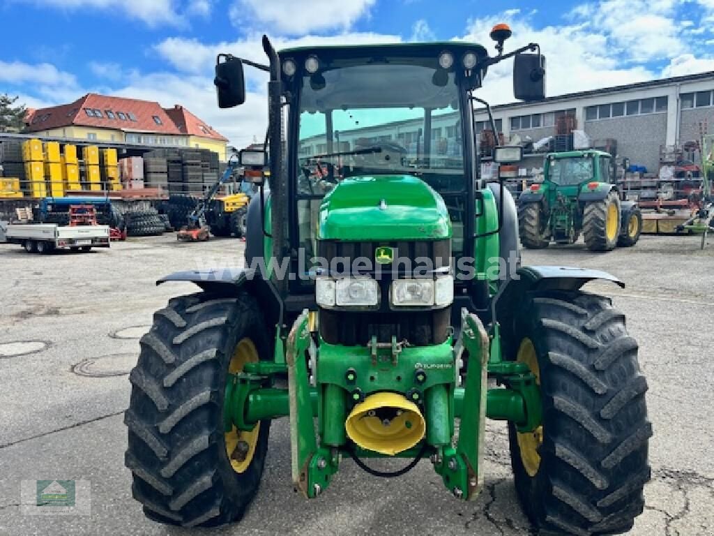 Traktor des Typs John Deere 5720, Gebrauchtmaschine in Klagenfurt (Bild 2)