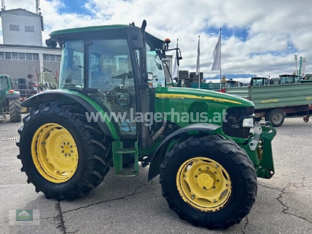 Traktor van het type John Deere 5720, Gebrauchtmaschine in Klagenfurt (Foto 1)