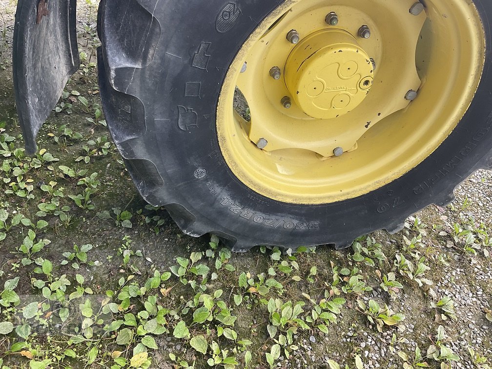 Traktor van het type John Deere 5820 Premium, Gebrauchtmaschine in Ravensburg (Foto 10)