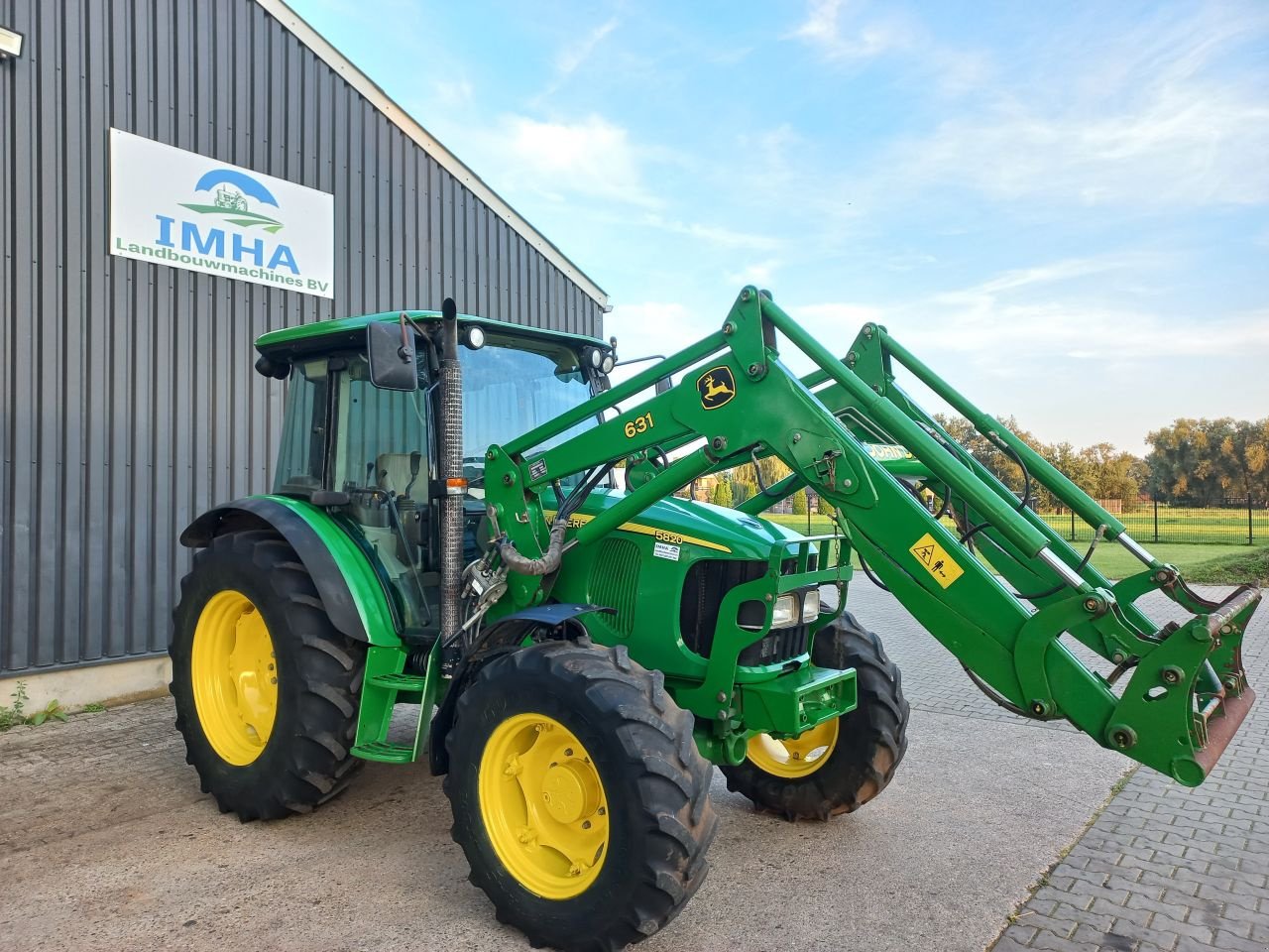 Traktor van het type John Deere 5820, Gebrauchtmaschine in Daarle (Foto 2)