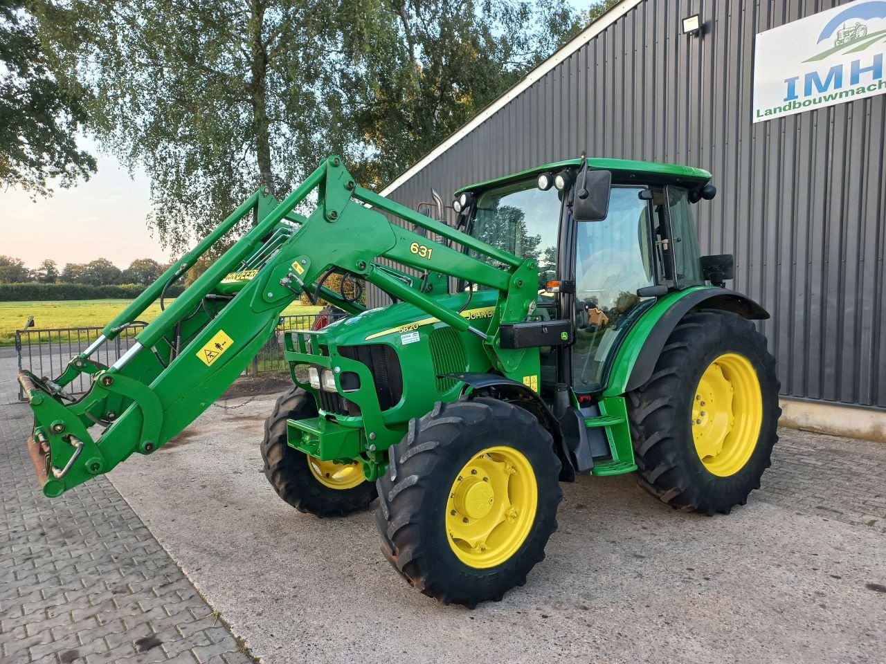 Traktor del tipo John Deere 5820, Gebrauchtmaschine en Daarle (Imagen 1)