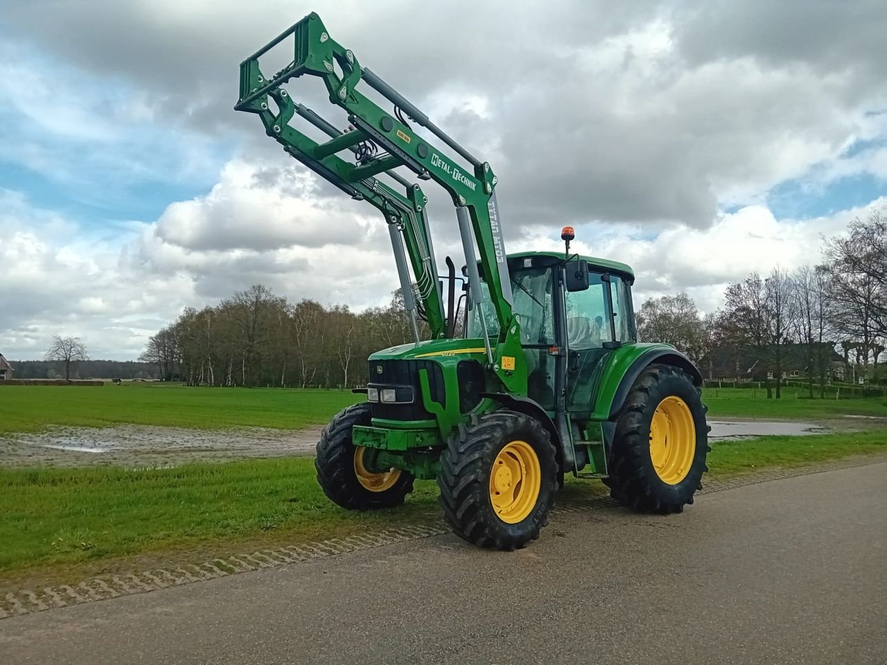 Traktor του τύπου John Deere 6020, Gebrauchtmaschine σε Dalfsen (Φωτογραφία 1)