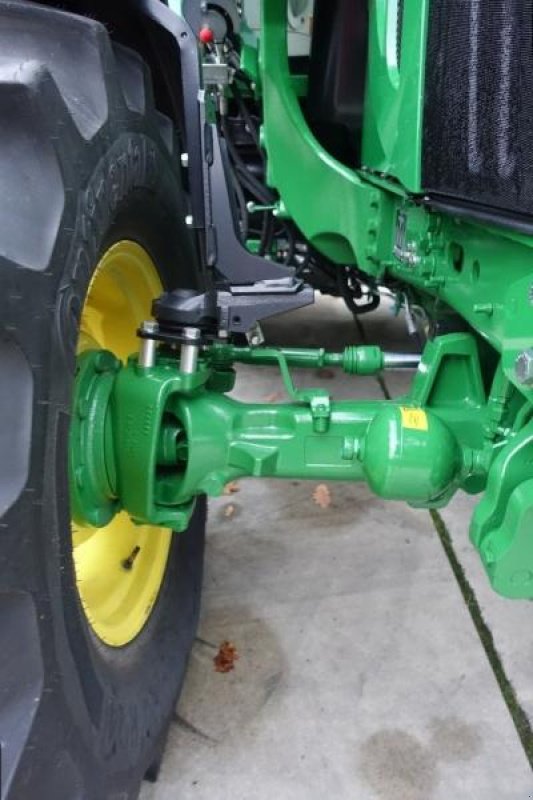 Traktor des Typs John Deere 6090 M + chargeur JD 603, Gebrauchtmaschine in Sorée (Bild 5)