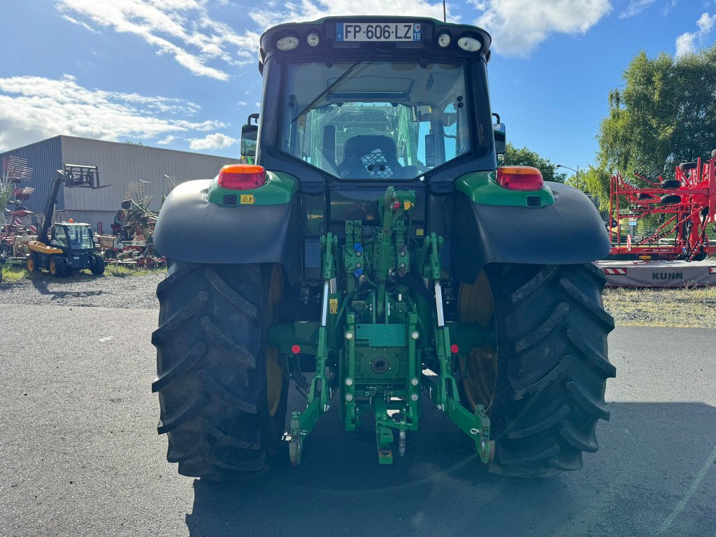 Traktor of the type John Deere 6090 M (  DESTOCKAGE ), Gebrauchtmaschine in MAURIAC (Picture 7)