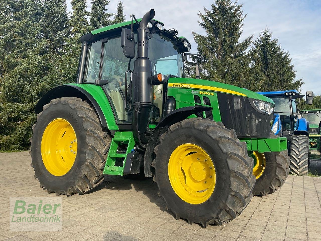 Traktor του τύπου John Deere 6090M, Gebrauchtmaschine σε OBERNDORF-HOCHMOESSINGEN (Φωτογραφία 2)