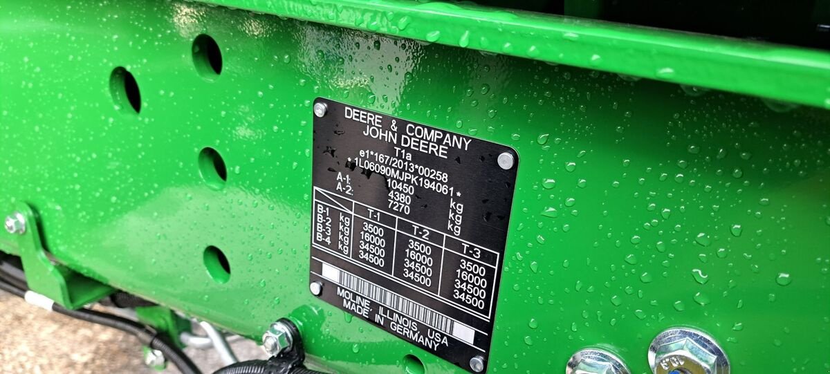 Traktor des Typs John Deere 6090M, Neumaschine in Zwettl (Bild 19)