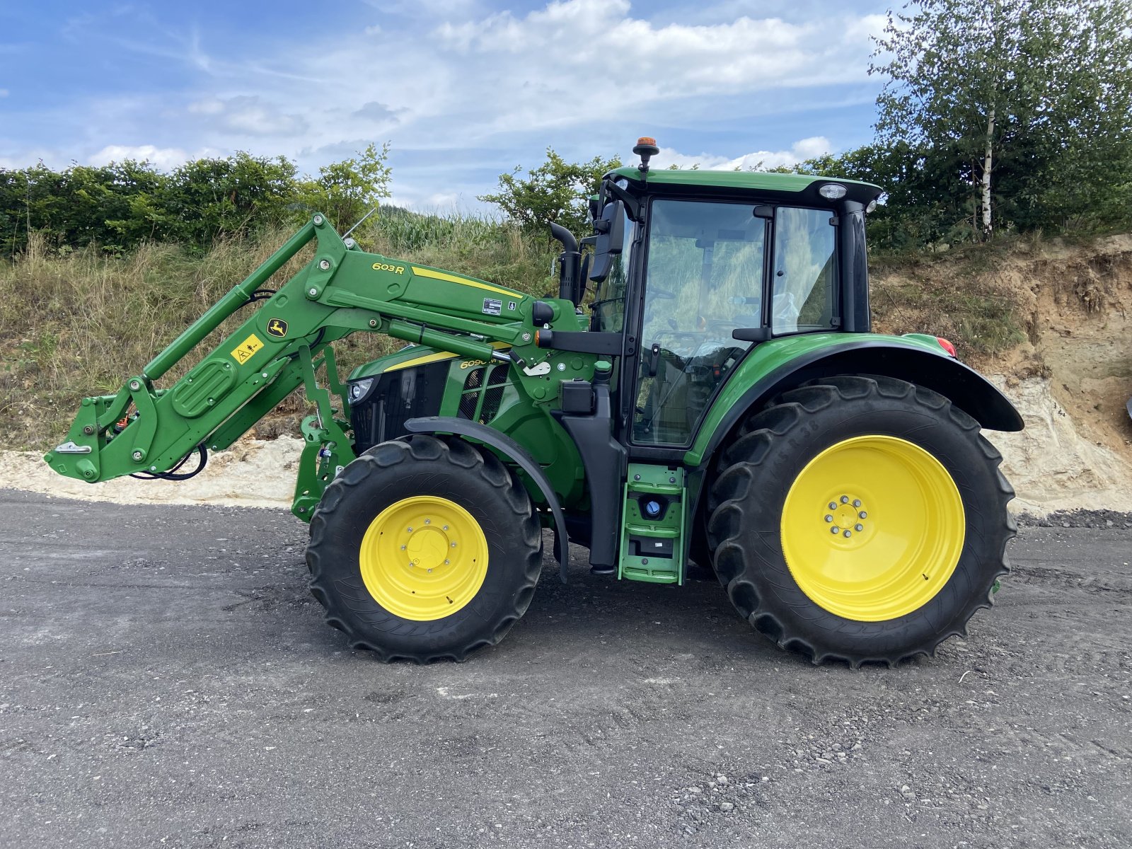 Traktor tipa John Deere 6090M, Gebrauchtmaschine u Miltach (Slika 1)