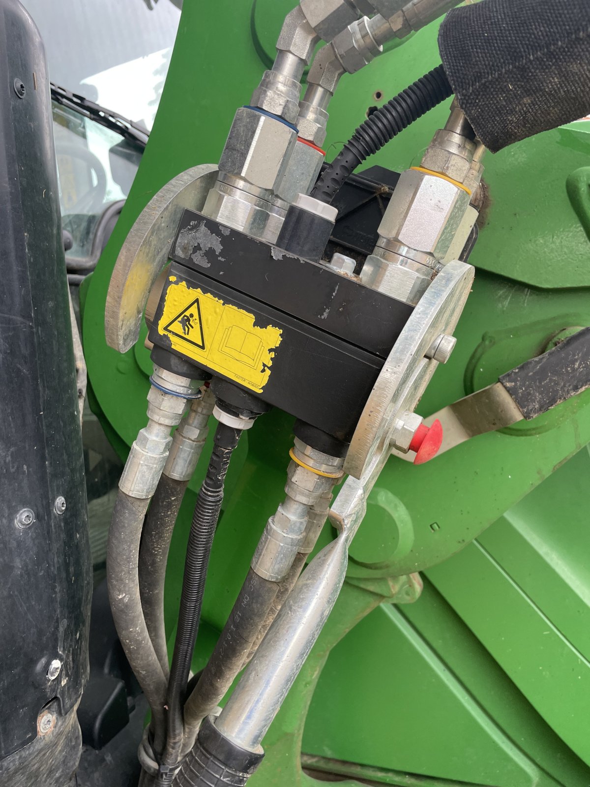 Traktor Türe ait John Deere 6095MC, Gebrauchtmaschine içinde Wolferstadt (resim 5)