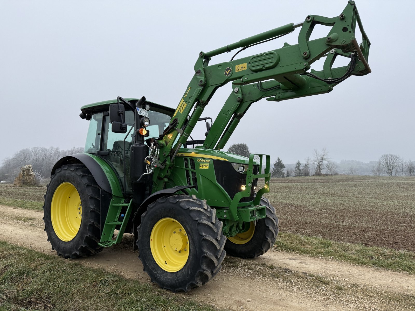 Traktor of the type John Deere 6095MC, Gebrauchtmaschine in Kastl (Picture 2)