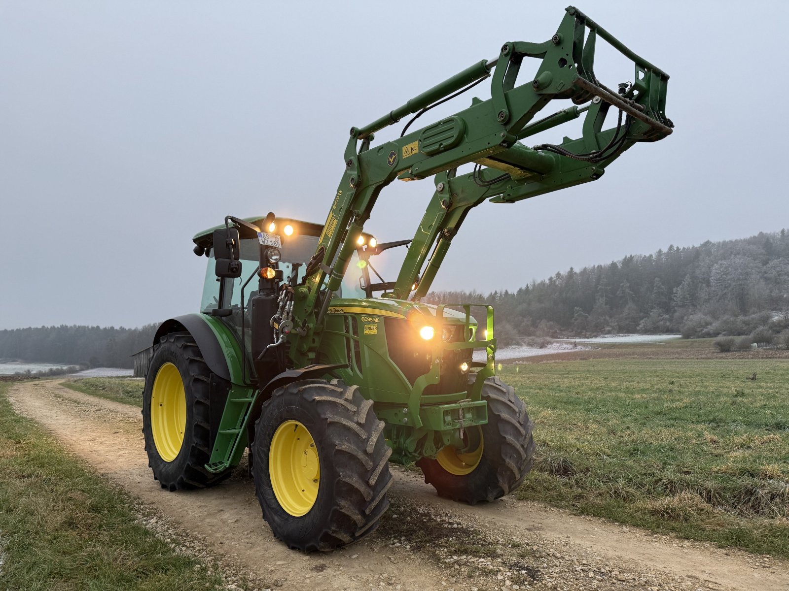 Traktor of the type John Deere 6095MC, Gebrauchtmaschine in Kastl (Picture 25)