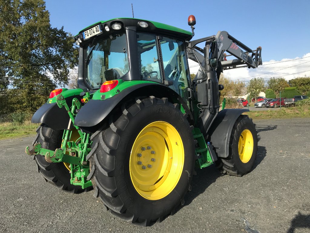 Traktor des Typs John Deere 6100 M, Gebrauchtmaschine in UZERCHE (Bild 3)