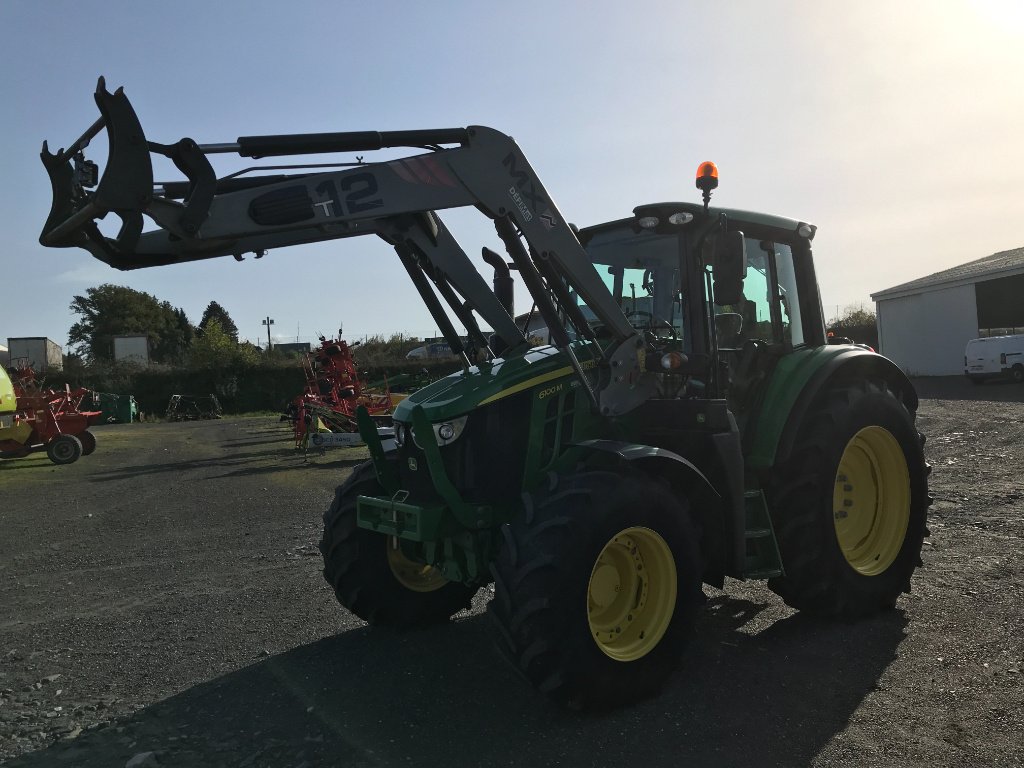 Traktor του τύπου John Deere 6100 M, Gebrauchtmaschine σε UZERCHE (Φωτογραφία 2)