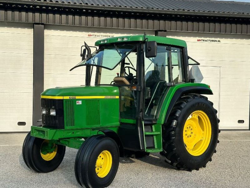 Traktor типа John Deere 6100, Gebrauchtmaschine в Linde (dr) (Фотография 2)