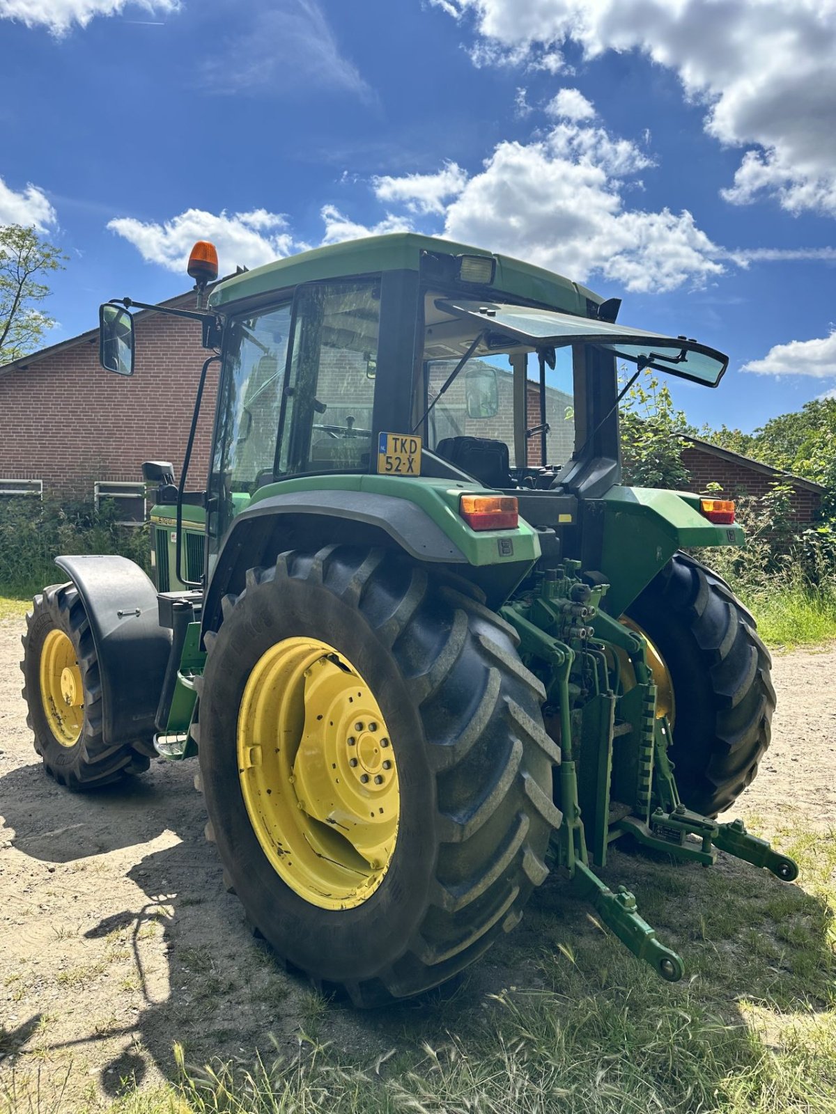 Traktor typu John Deere 6100, Gebrauchtmaschine v Afferden L (Obrázok 8)