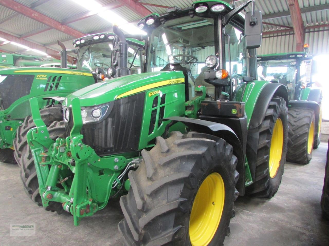 Traktor del tipo John Deere 6100M  AP40, Gebrauchtmaschine en Bad Wildungen - Wega (Imagen 1)