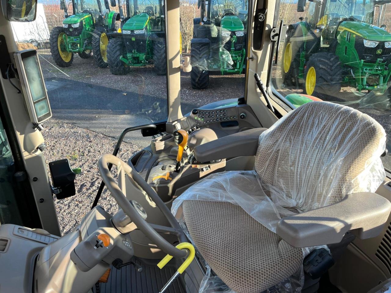 Traktor del tipo John Deere 6100M AQ+, Gebrauchtmaschine In Niederkirchen (Immagine 6)