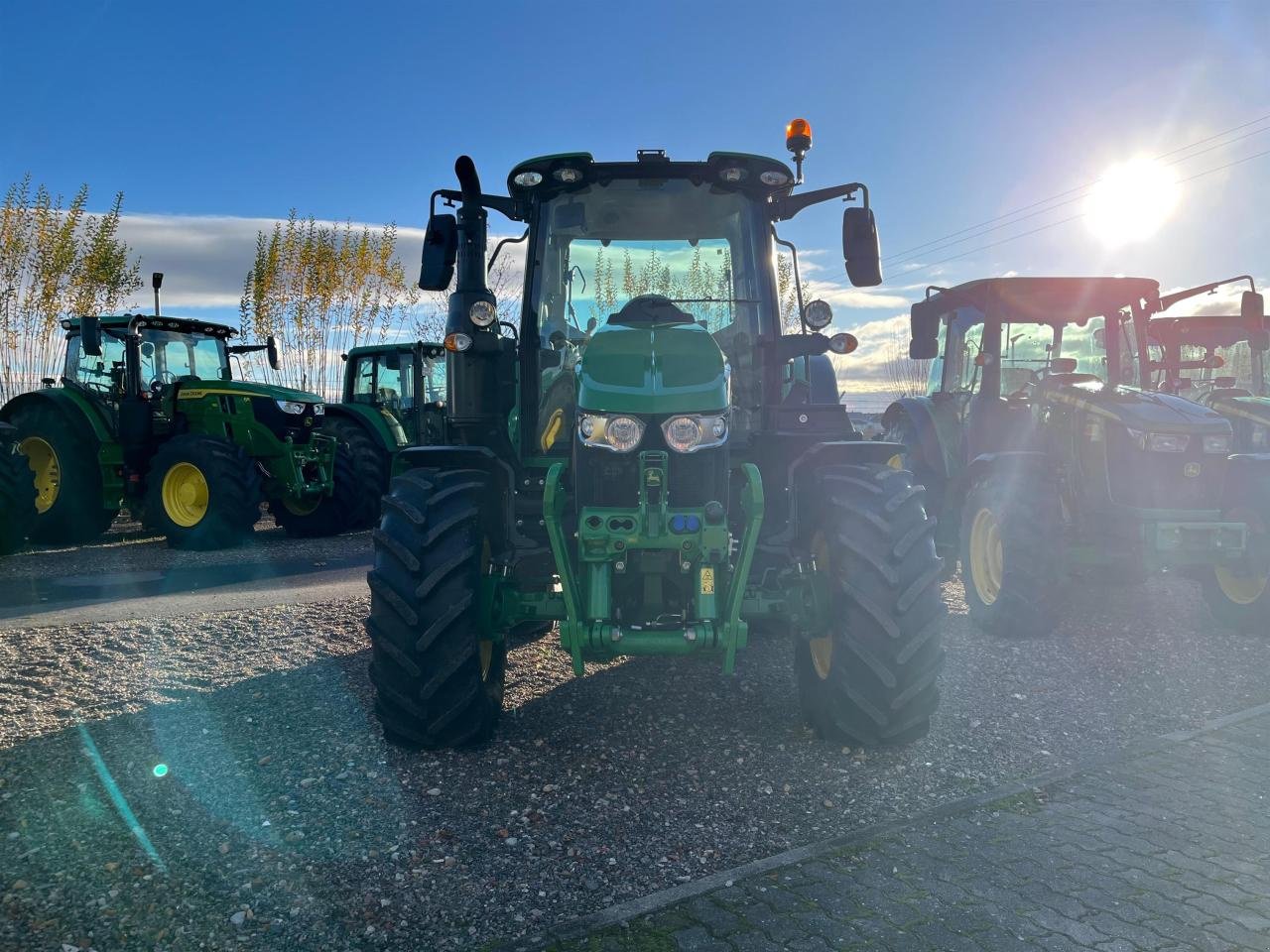 Traktor typu John Deere 6100M AQ+, Vorführmaschine w Niederkirchen (Zdjęcie 2)