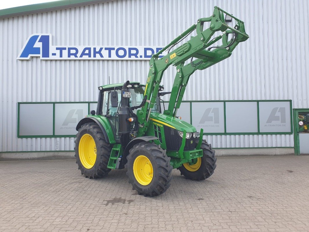 Traktor des Typs John Deere 6100M **MIETRÜCKLÄUFER**, Neumaschine in Sittensen (Bild 2)