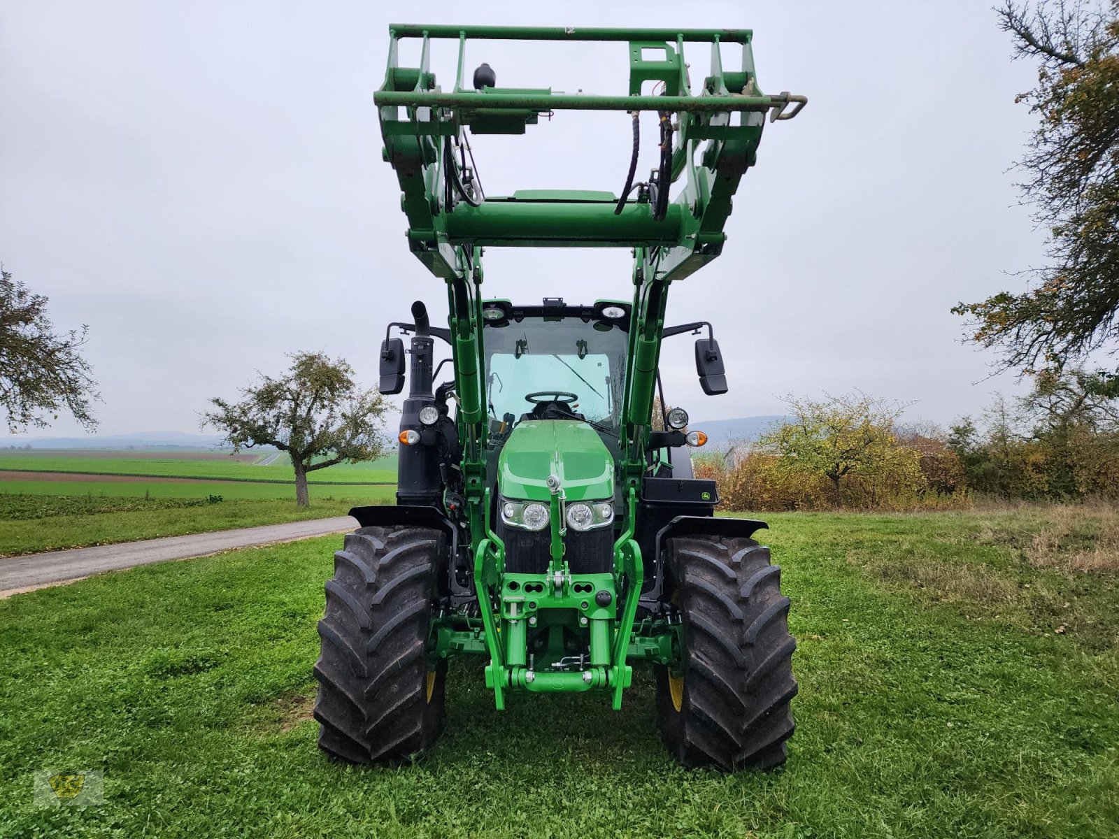 Traktor του τύπου John Deere 6100M mit Frontlader, Gebrauchtmaschine σε Willanzheim (Φωτογραφία 3)