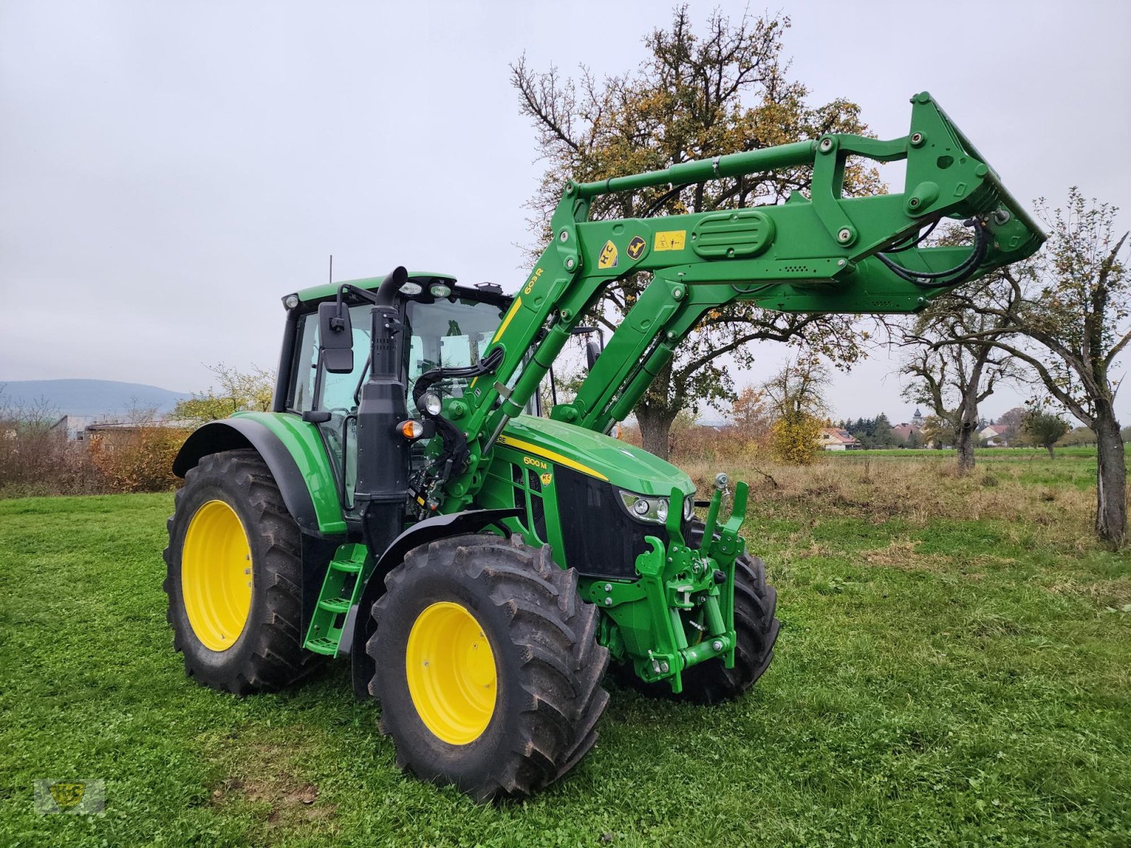 Traktor του τύπου John Deere 6100M mit Frontlader, Gebrauchtmaschine σε Willanzheim (Φωτογραφία 4)