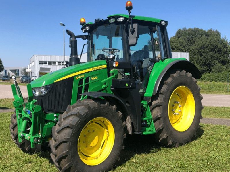 Traktor del tipo John Deere 6100M, Gebrauchtmaschine en azerailles (Imagen 1)