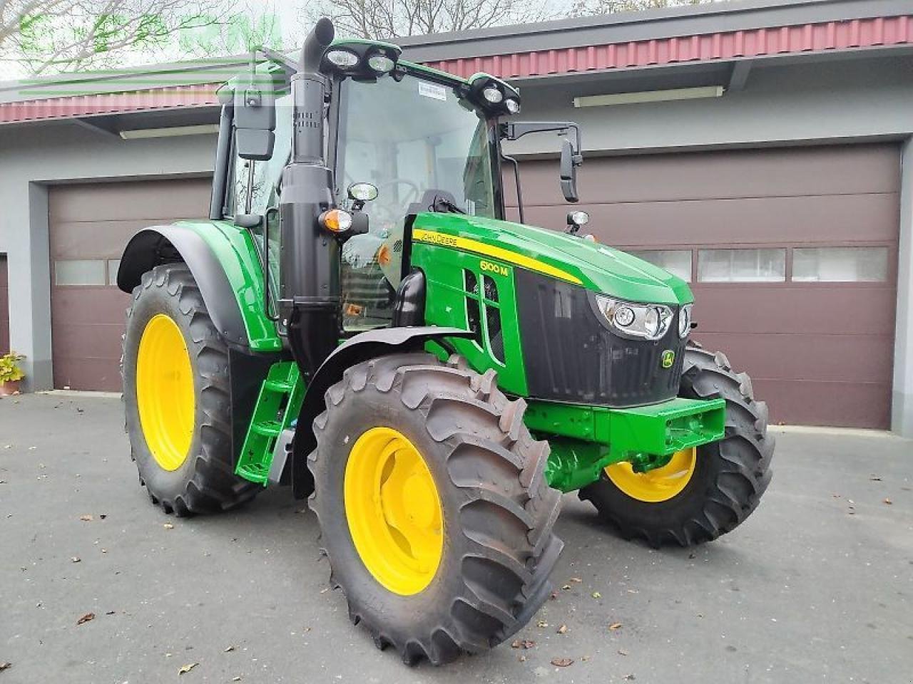 Traktor от тип John Deere 6100m, Gebrauchtmaschine в SV. TROJIC (Снимка 1)