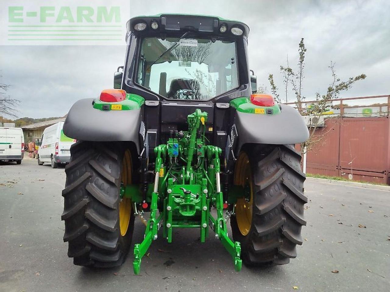 Traktor des Typs John Deere 6100m, Gebrauchtmaschine in SV. TROJIC (Bild 8)