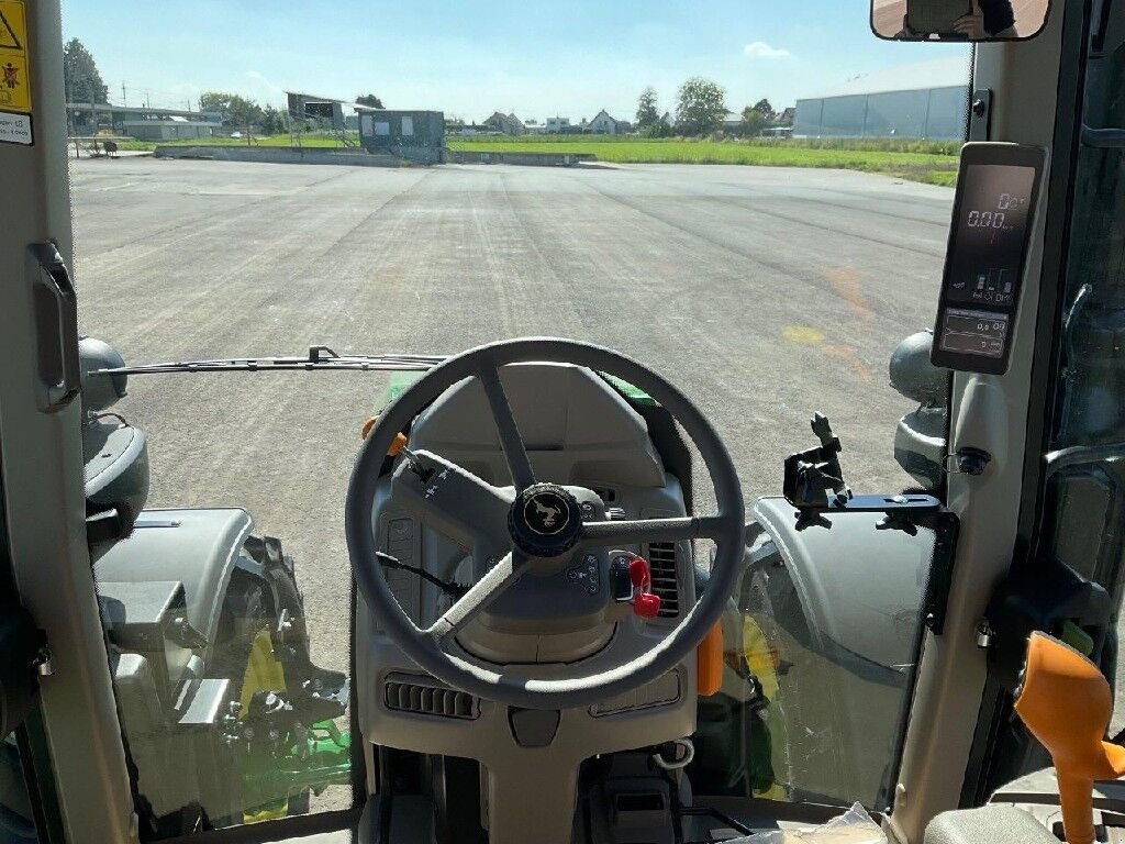 Traktor typu John Deere 6100M, Neumaschine v Pasching (Obrázek 11)