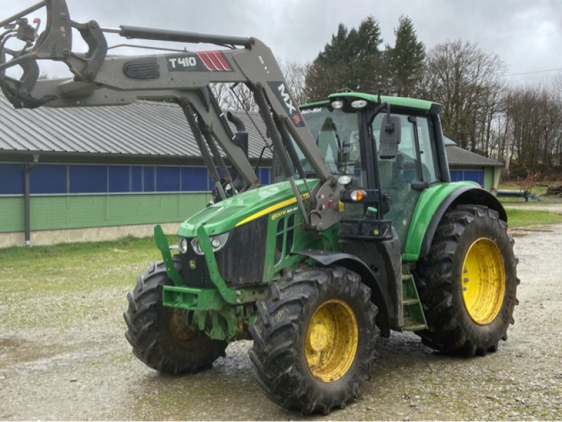 Traktor типа John Deere 6100M, Gebrauchtmaschine в UZERCHE (Фотография 1)