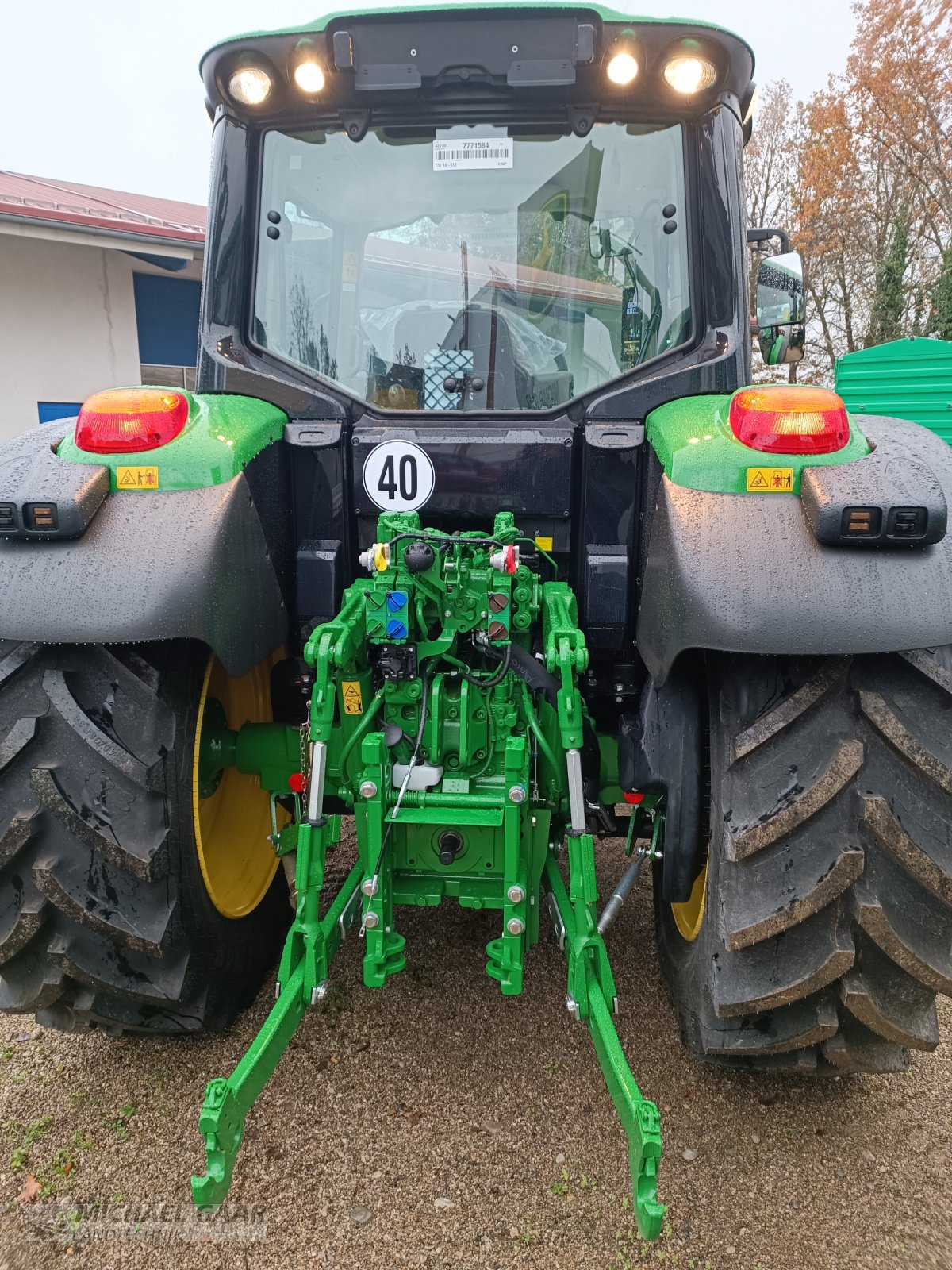 Traktor des Typs John Deere 6100M, Gebrauchtmaschine in Höhenkirchen-Siegertsbrunn (Bild 5)