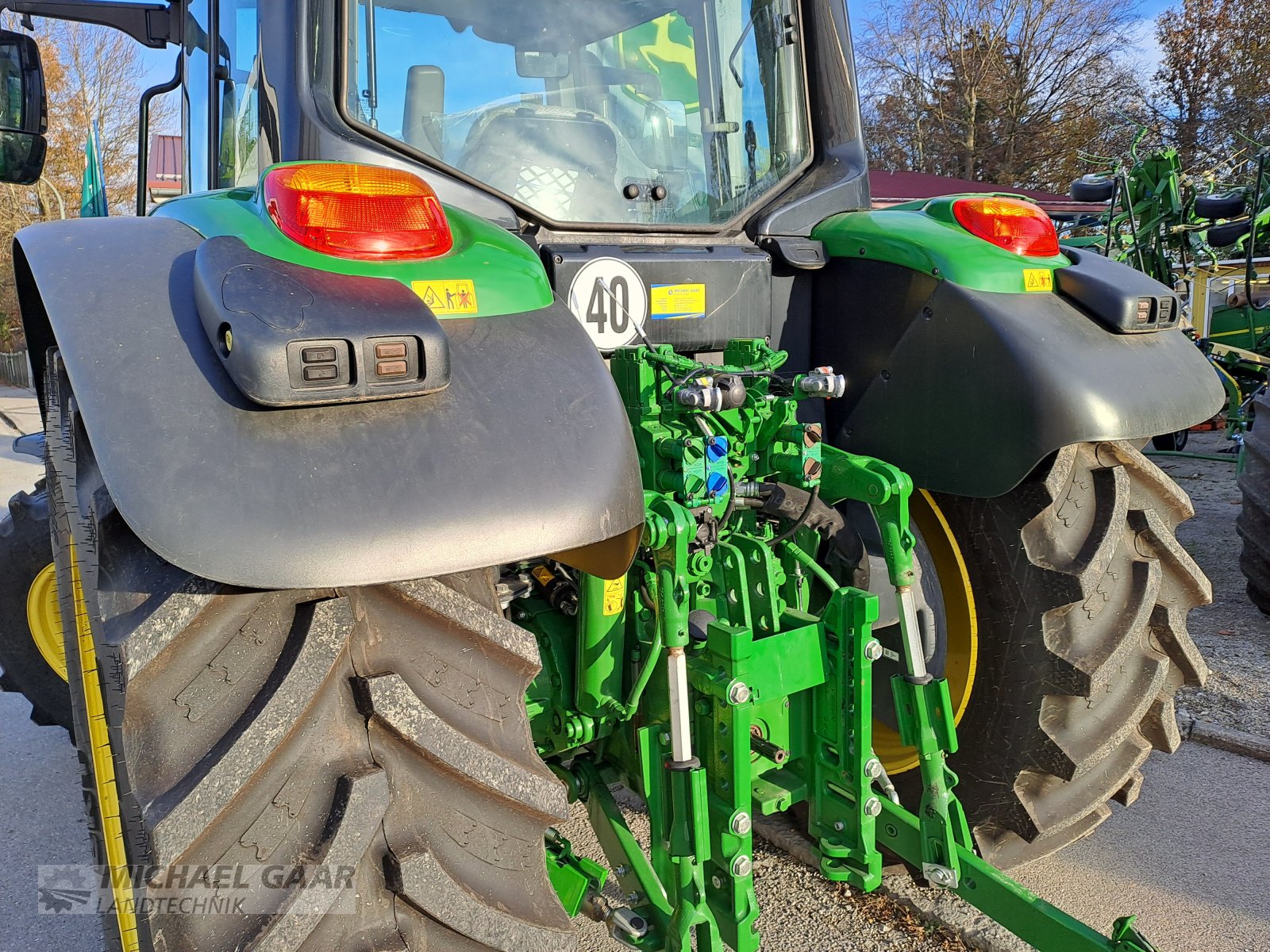 Traktor Türe ait John Deere 6100M, Gebrauchtmaschine içinde Höhenkirchen-Siegertsbrunn (resim 12)