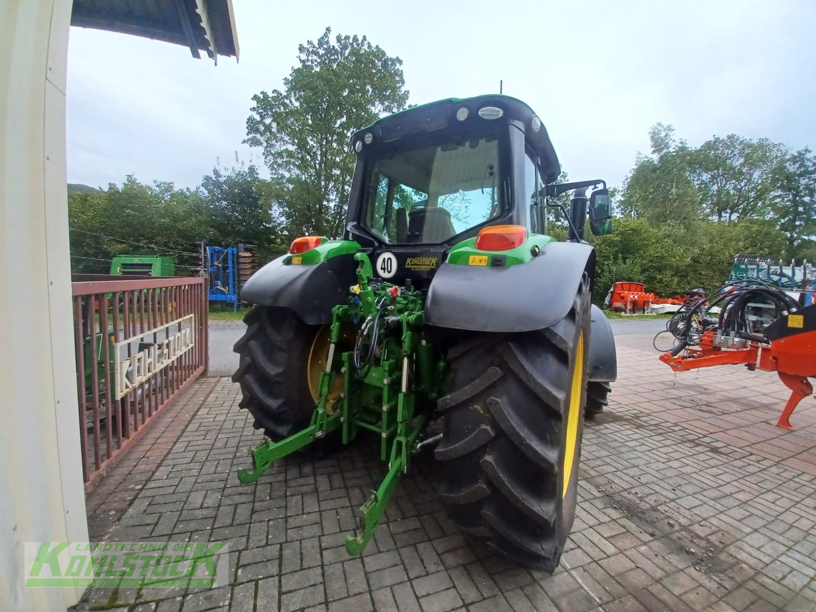 Traktor типа John Deere 6100M, Gebrauchtmaschine в Tann (Фотография 3)