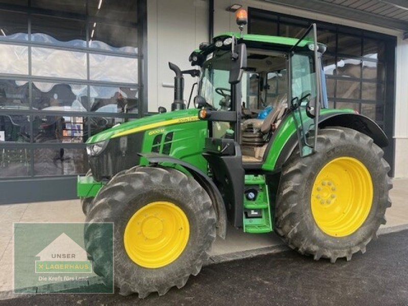 Traktor des Typs John Deere 6100M, Neumaschine in Enns (Bild 1)