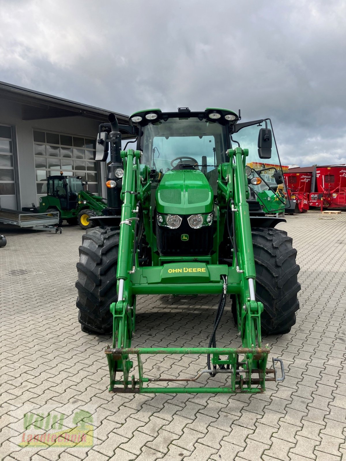 Traktor des Typs John Deere 6100M, Gebrauchtmaschine in Hutthurm bei Passau (Bild 10)