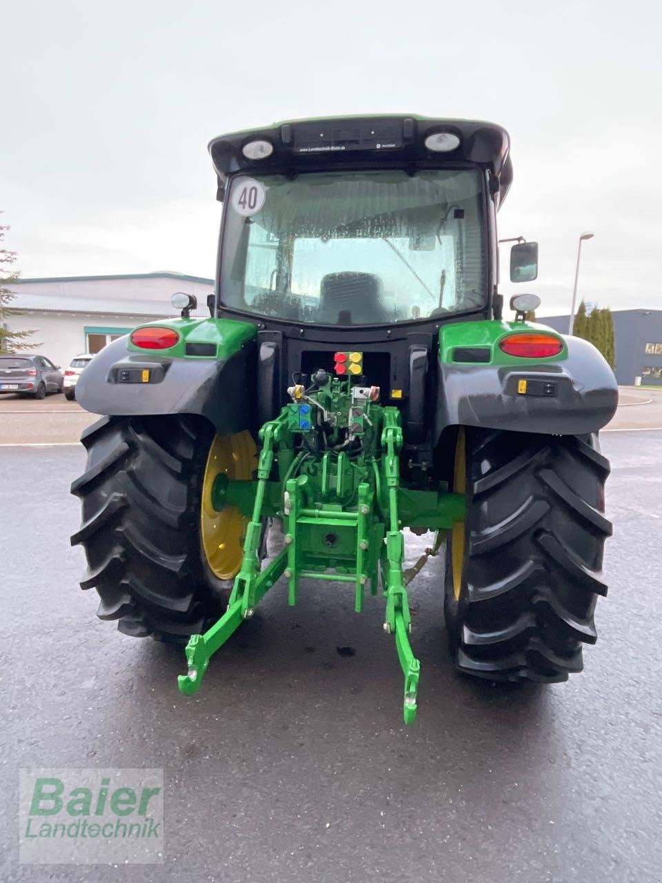 Traktor типа John Deere 6105 R, Gebrauchtmaschine в OBERNDORF-HOCHMOESSINGEN (Фотография 5)