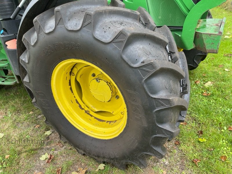 Traktor van het type John Deere 6105 R, Gebrauchtmaschine in Soltau (Foto 9)