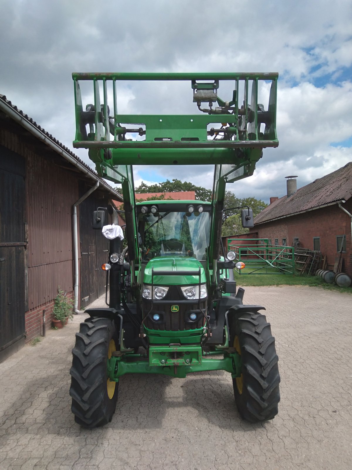 Traktor typu John Deere 6105M wenig Stunden, TOP-Zustand, Gebrauchtmaschine v Unterlüß (Obrázek 9)