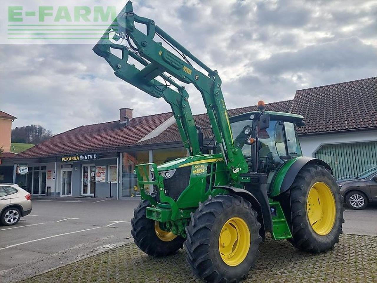 Traktor a típus John Deere 6105mc, Gebrauchtmaschine ekkor: GROBELNO (Kép 2)