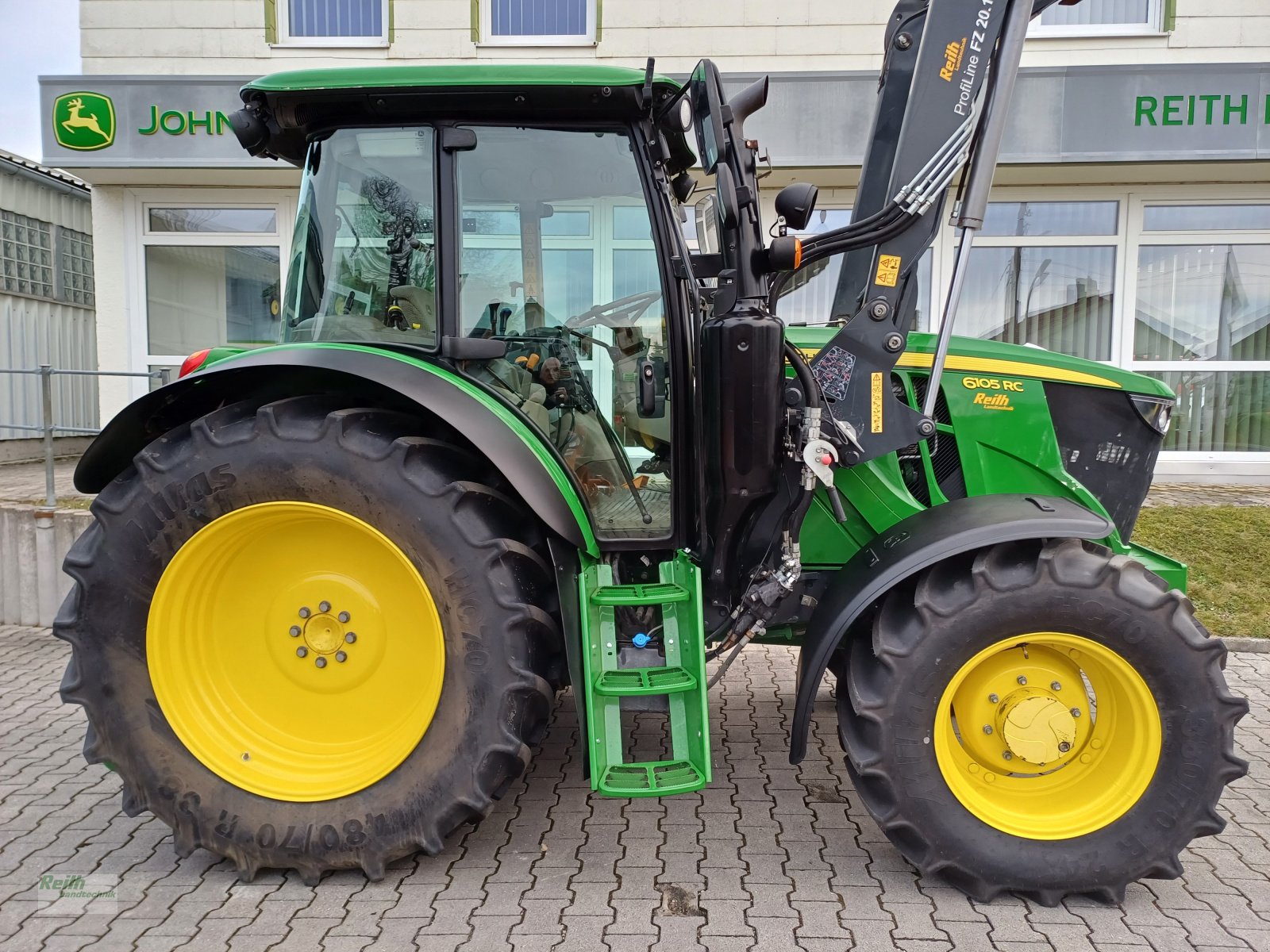 Traktor a típus John Deere 6105RC, Gebrauchtmaschine ekkor: Wolnzach (Kép 9)