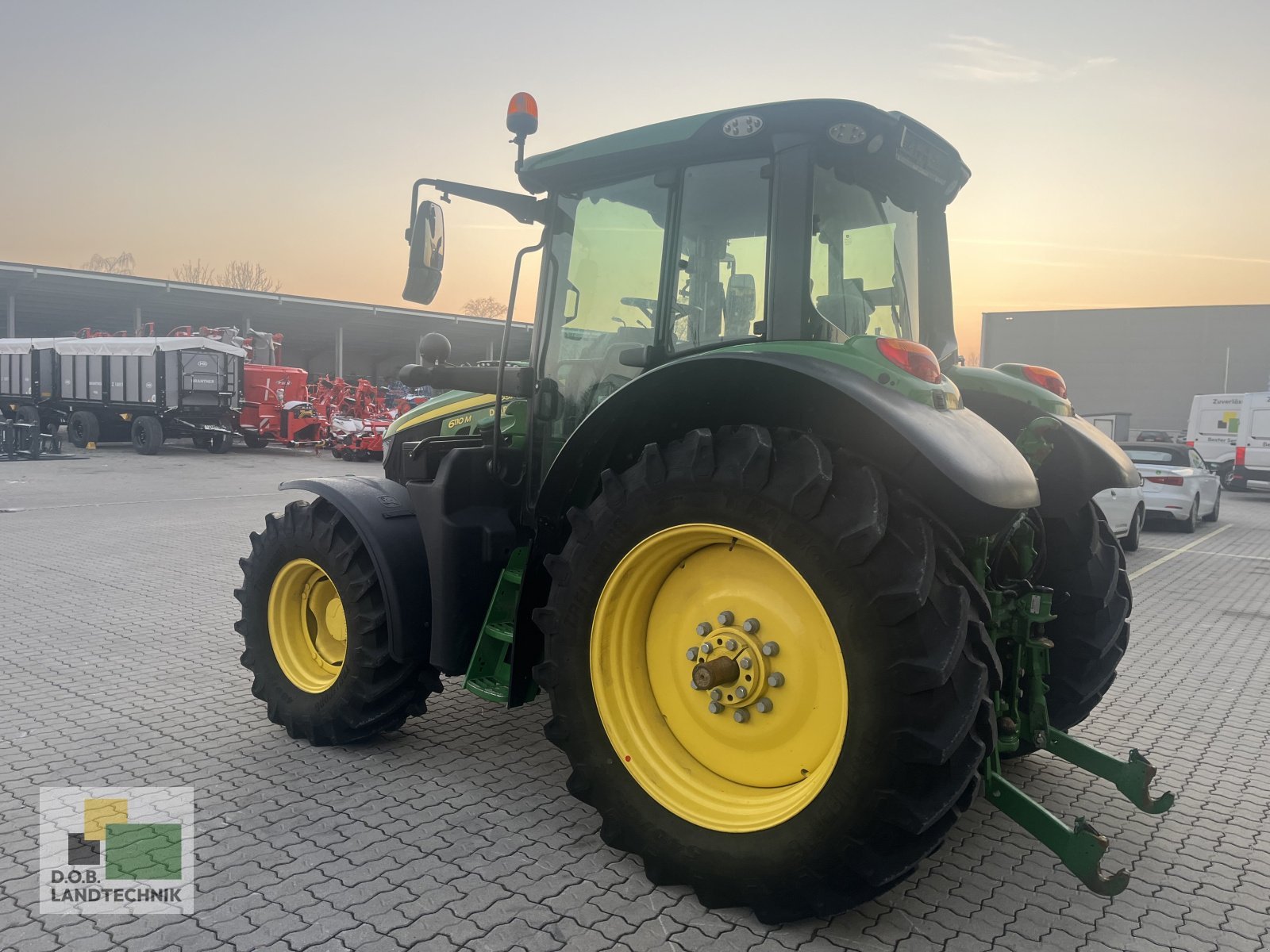 Traktor du type John Deere 6110 M / 6110M Garantieverlängerung, Gebrauchtmaschine en Langweid am Lech (Photo 3)