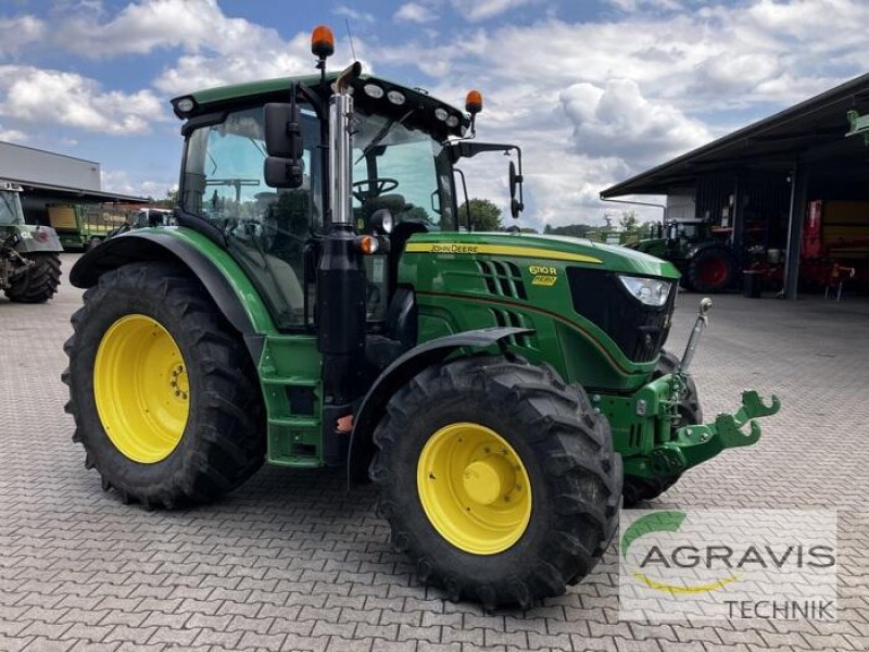 Traktor van het type John Deere 6110 R AUTO QUAD PLUS, Gebrauchtmaschine in Nienburg (Foto 1)