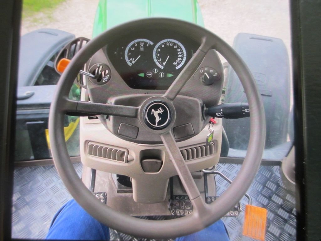 Traktor typu John Deere 6110 R premium, Gebrauchtmaschine v RODEZ (Obrázek 6)