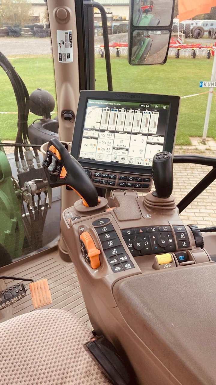 Traktor typu John Deere 6110 R, Gebrauchtmaschine v Wuppertal (Obrázek 3)